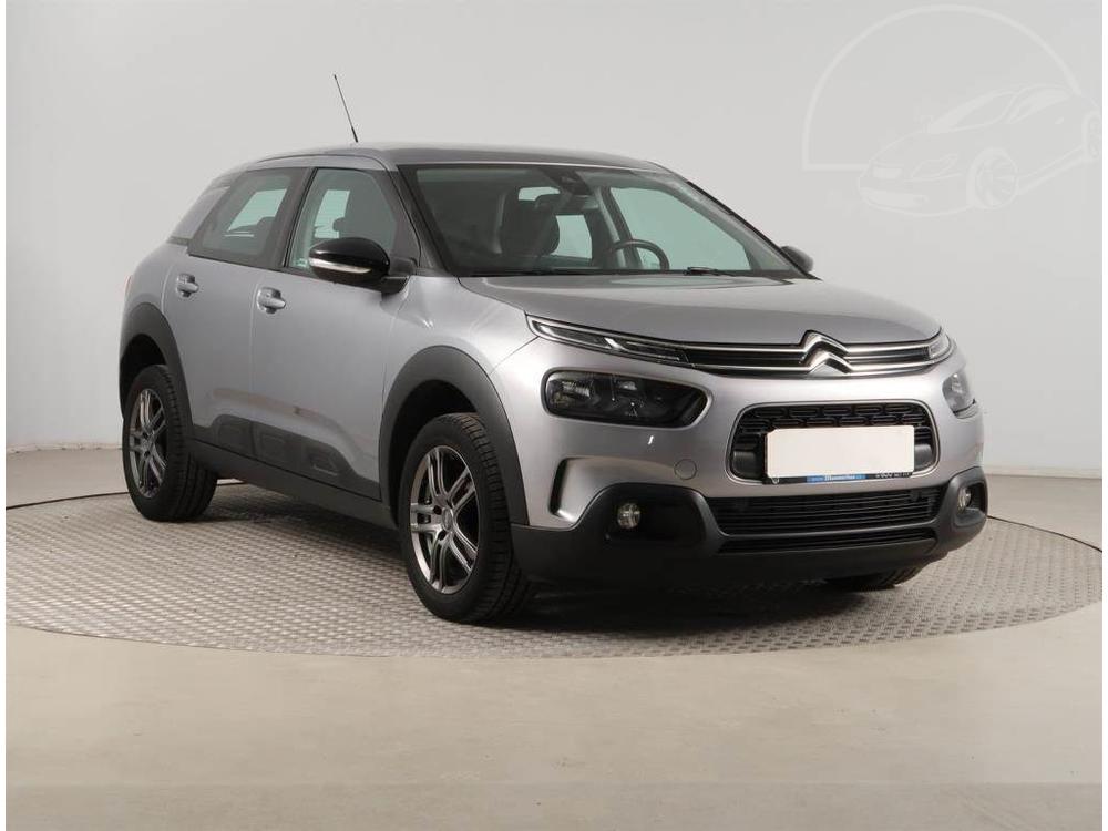 Citroën C4 Cactus 1.2 PureTech, ČR,1.maj