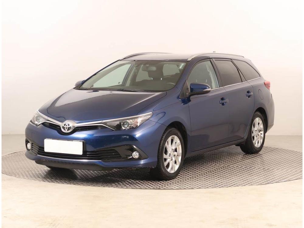 Toyota Auris 1.2 Ti, Active, R,1.maj