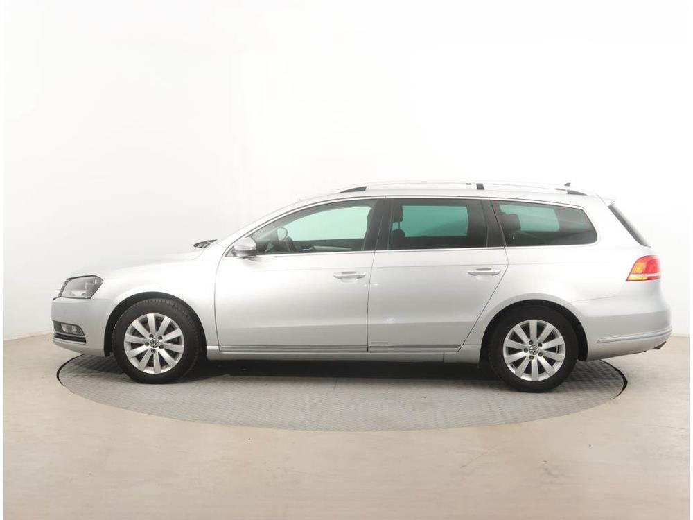 Volkswagen Passat 2.0 TDI, Navi