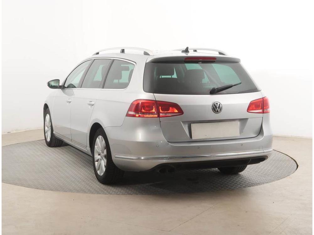 Volkswagen Passat 2.0 TDI, Navi