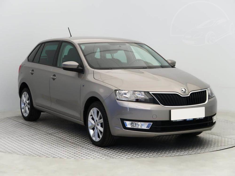 Škoda Rapid 1.2 TSI, ČR,1.maj, Serv.kniha