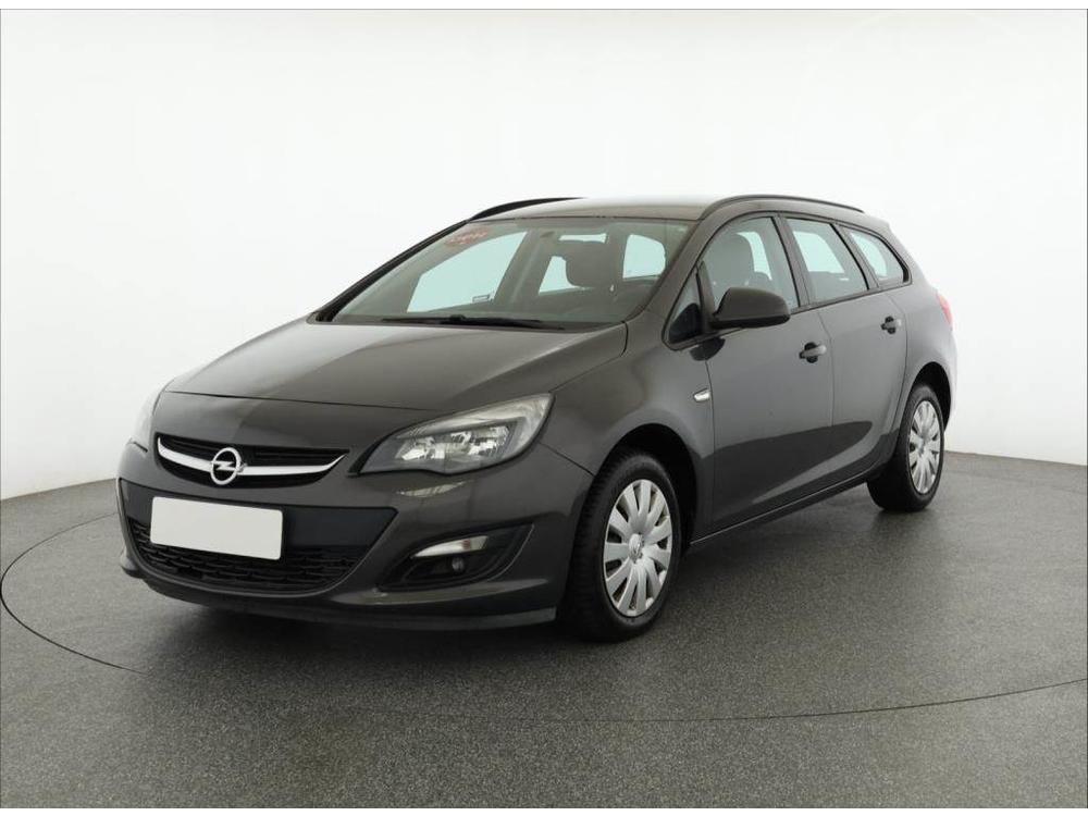 Opel Astra 1.7 CDTI, R,2.maj, Serv.kniha