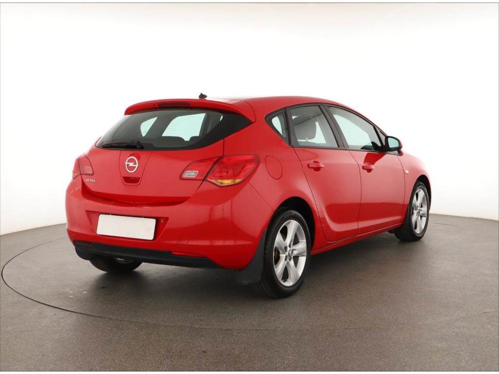 Opel Astra 1.4 16V, Automatick klima