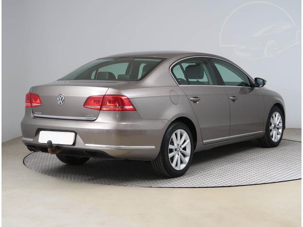 Volkswagen Passat 2.0 TDI, Serv.kniha, Navi