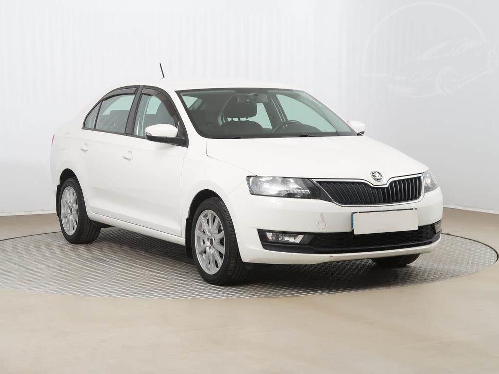 Škoda Rapid 1.0 TSI, ČR,1.maj, Klima