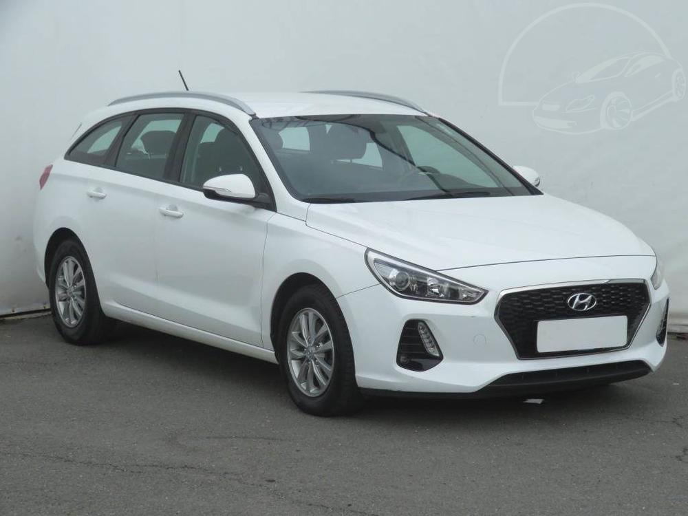 Prodm Hyundai i30 1.0 T-GDI, Serv.kniha, Klima