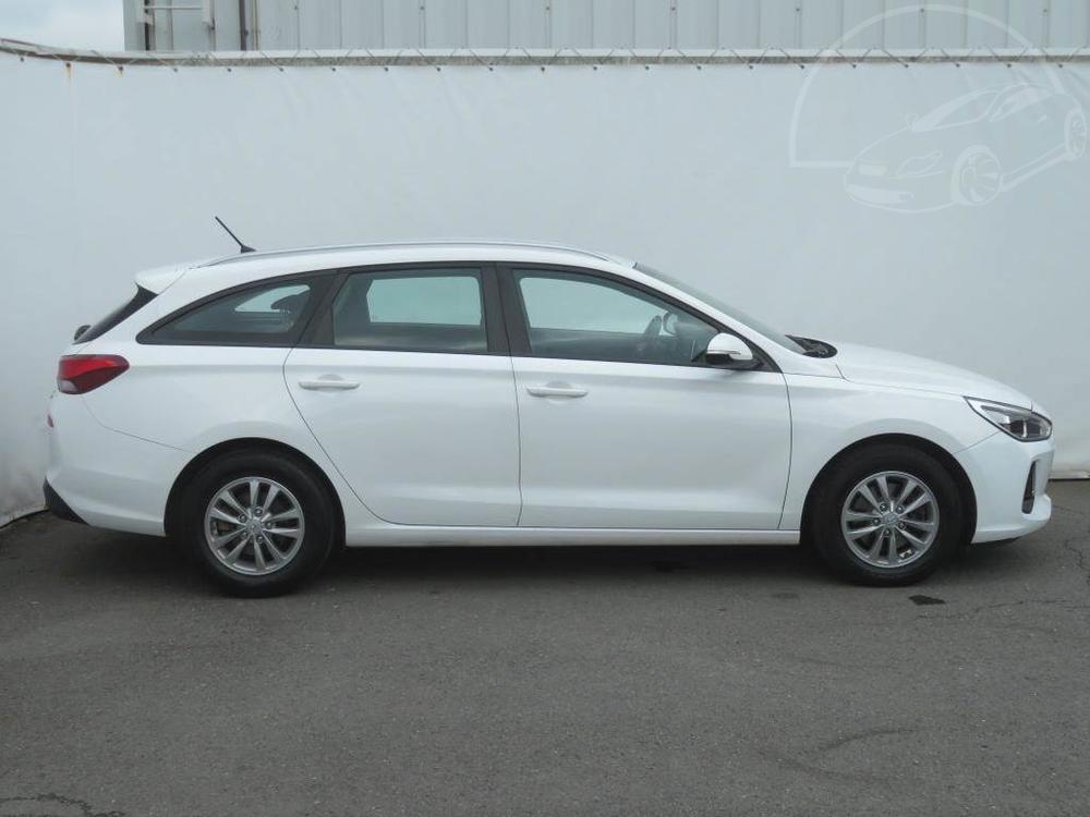 Hyundai i30 1.0 T-GDI, Serv.kniha, Klima