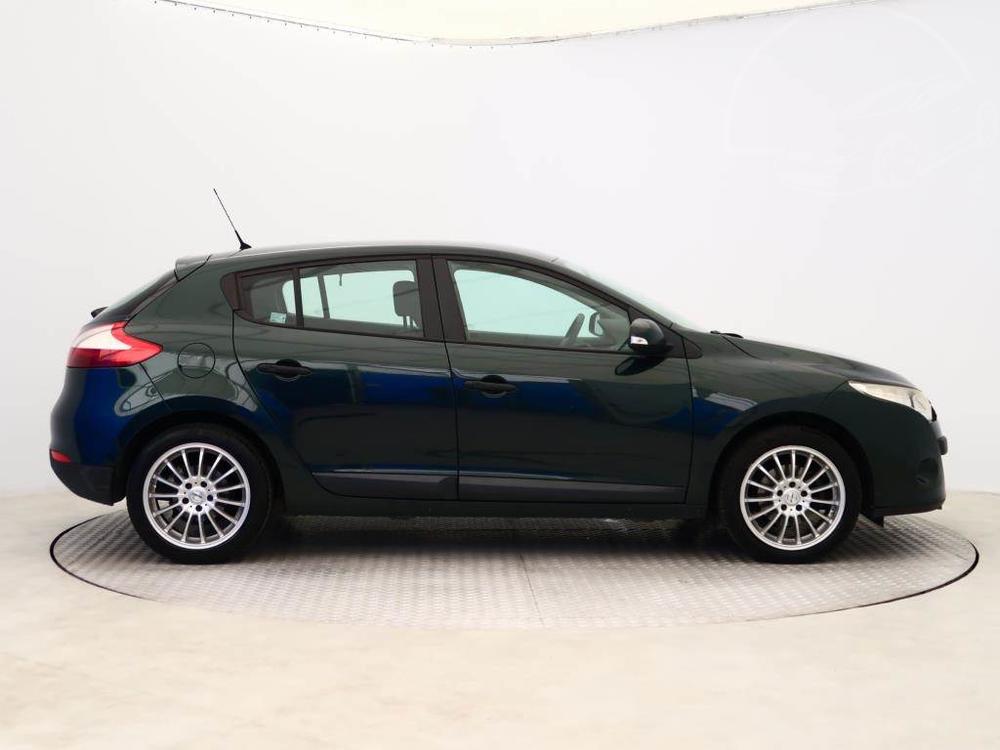 Renault Megane 1.6 16V, Serv.kniha, po STK