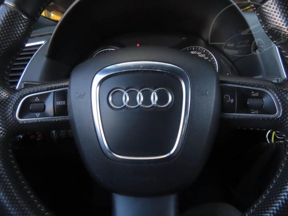 Audi Q5 3.0 TDI, S-line, NOV CENA