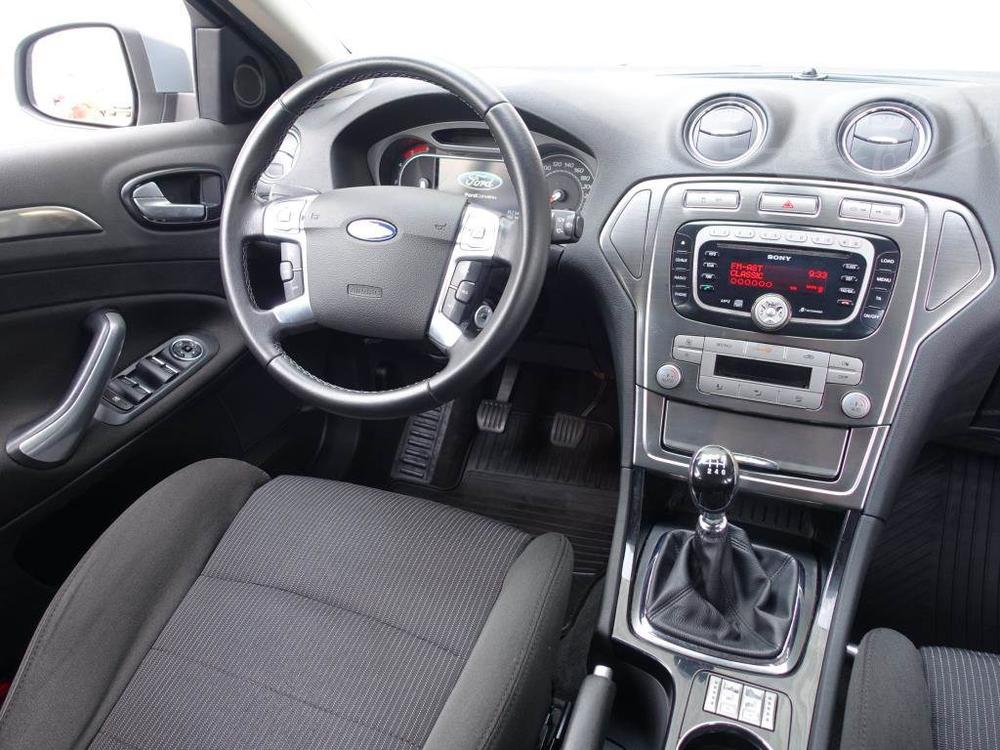 Ford Mondeo 2.0 TDCi, Automatick klima