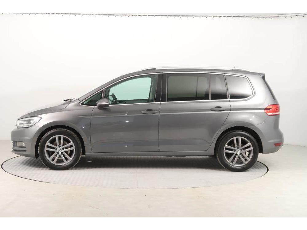 Volkswagen Touran 1.5 TSI, NOV CENA, R,2.maj