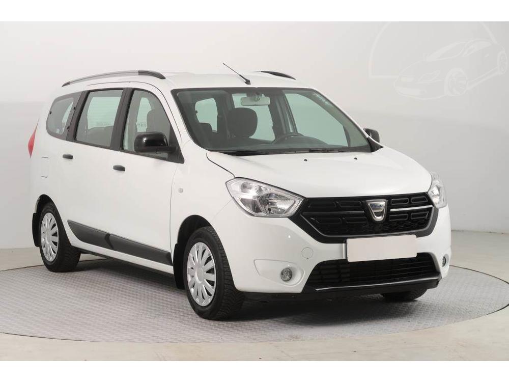 Dacia Lodgy 1.6 SCe, 7 míst, ČR,1.maj