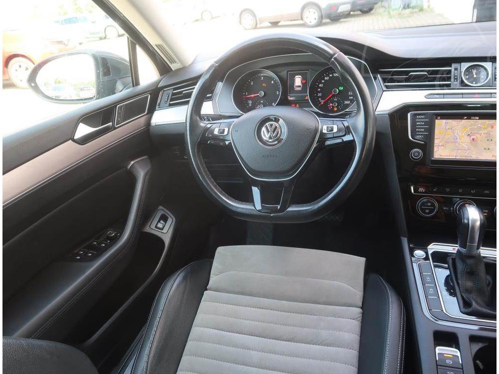 Volkswagen Passat 2.0 TDI, NOV CENA, 4X4