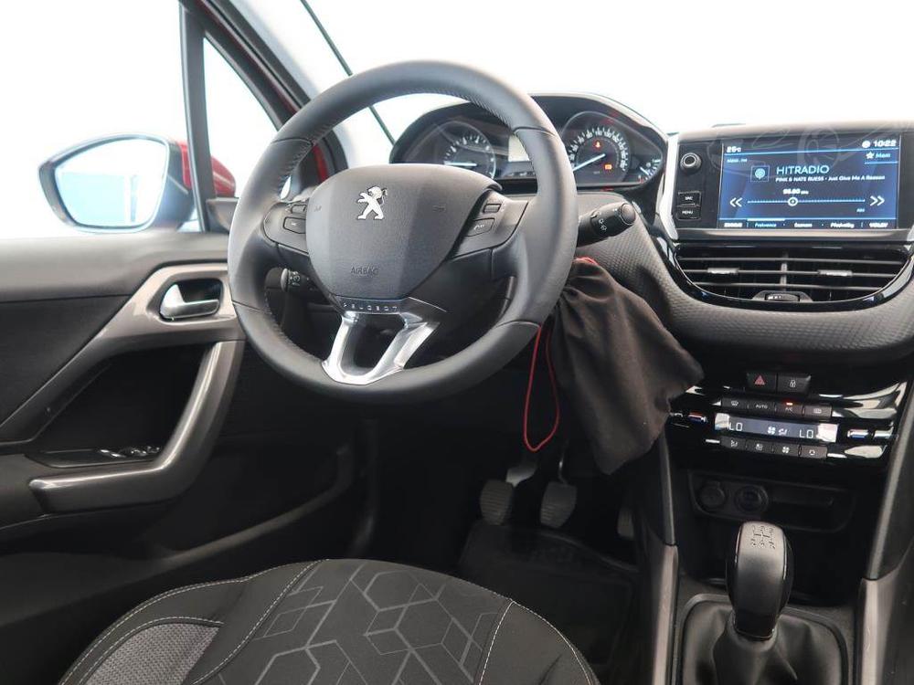 Peugeot 2008 1.2 PureTech, R,1.maj