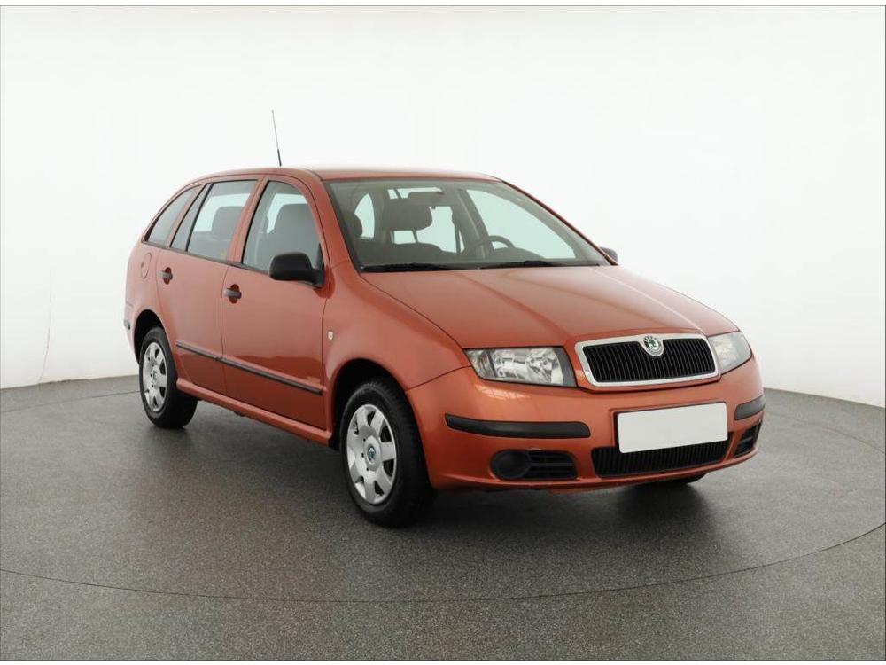 Škoda Fabia 1.2 12V, nová STK, rezervace