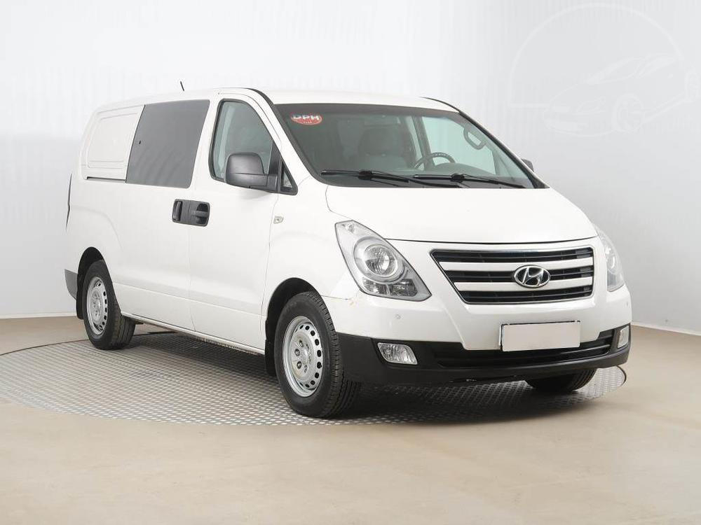 Hyundai H 1 2.5 CRDi, 6Míst, Klima, ČR