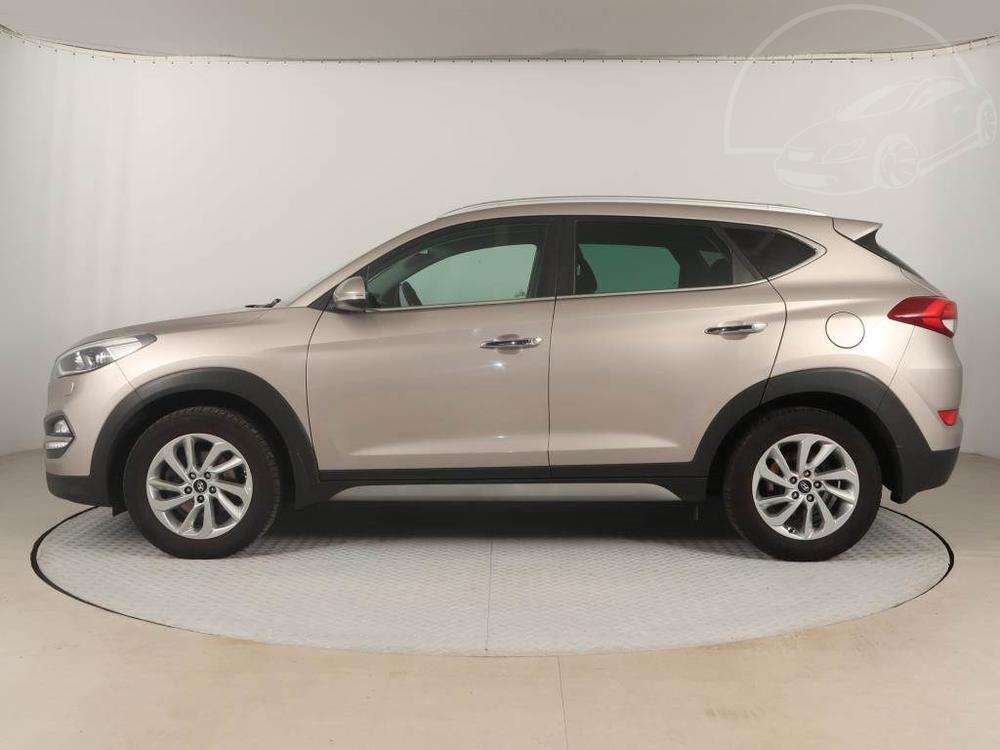 Hyundai Tucson 2.0 CRDi, NOV CENA, 4X4, R