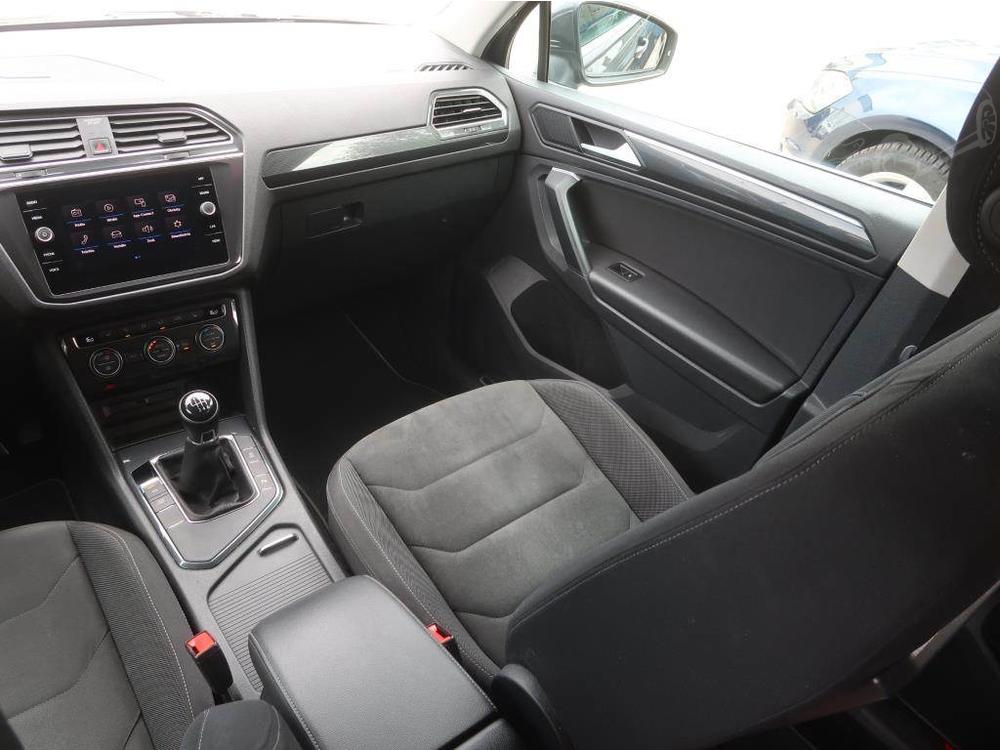 Volkswagen Tiguan 2.0 TDI, Automatick klima