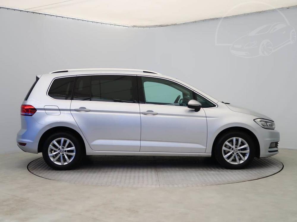 Volkswagen Touran 1.5 TSI, Comfortline, Automat