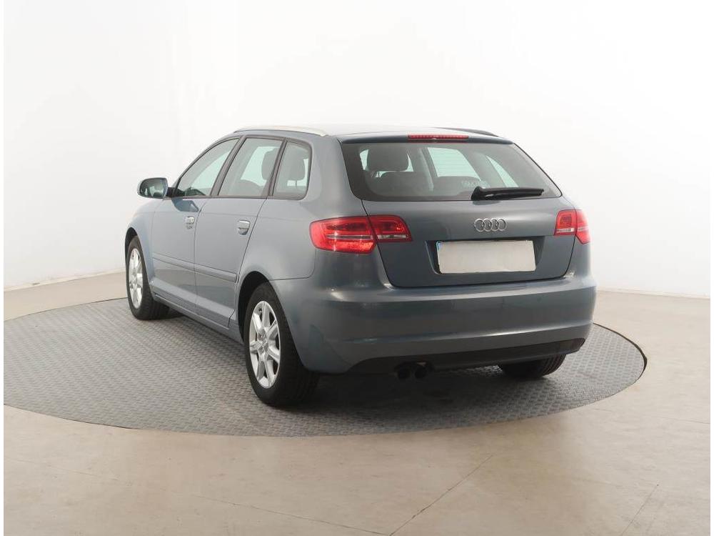 Audi A3 1.4 TFSI, Serv.kniha, Xenony