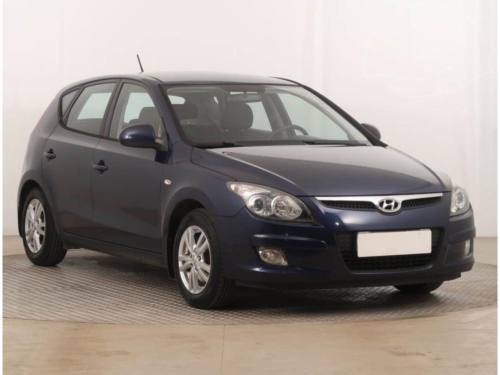 Hyundai i30 1.4 CVVT, po STK, oblben vz