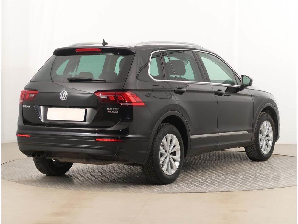 Volkswagen Tiguan 2.0 TSI, NOV CENA, 4X4