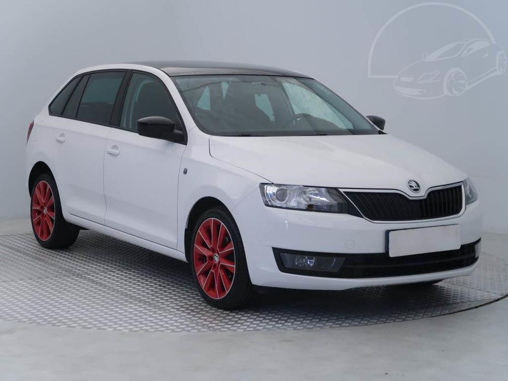 Škoda Rapid 1.2 TSI, Xenony