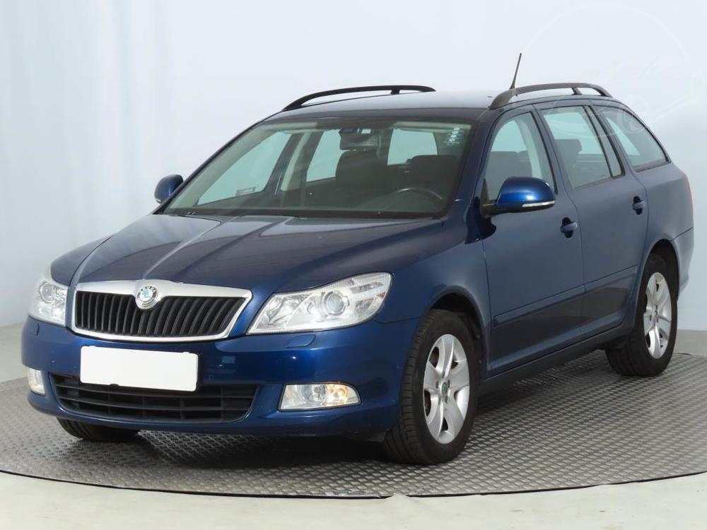 koda Octavia 2.0 TDI, Elegance, Serv.kniha