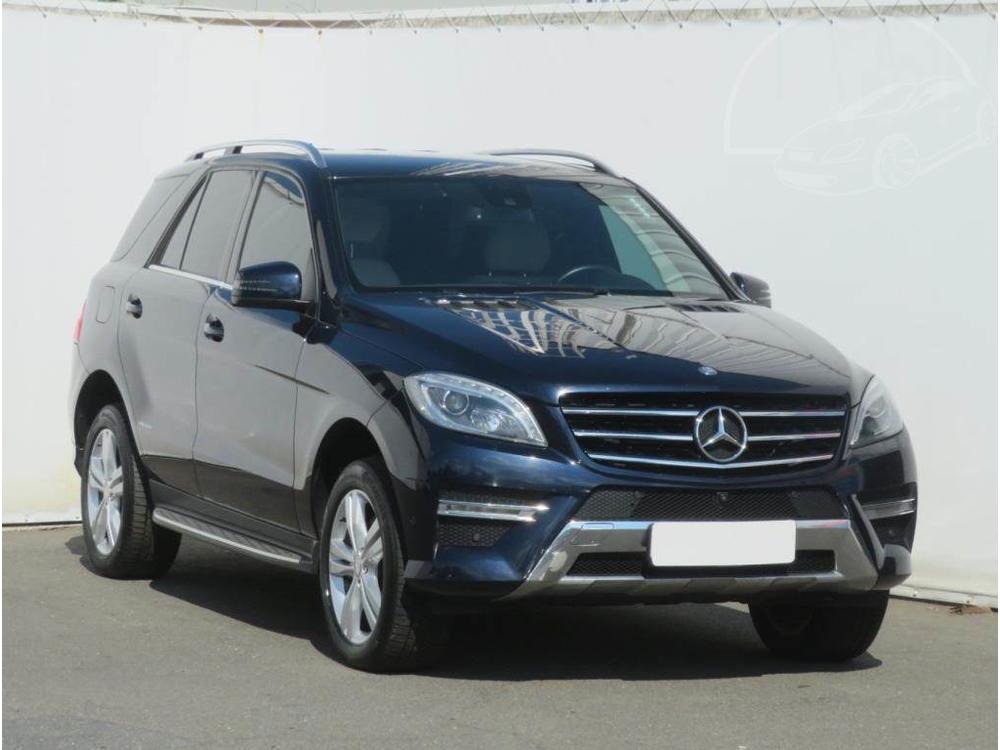 Prodm Mercedes-Benz ML 350 ML 350 BlueTEC, 4X4, Automat