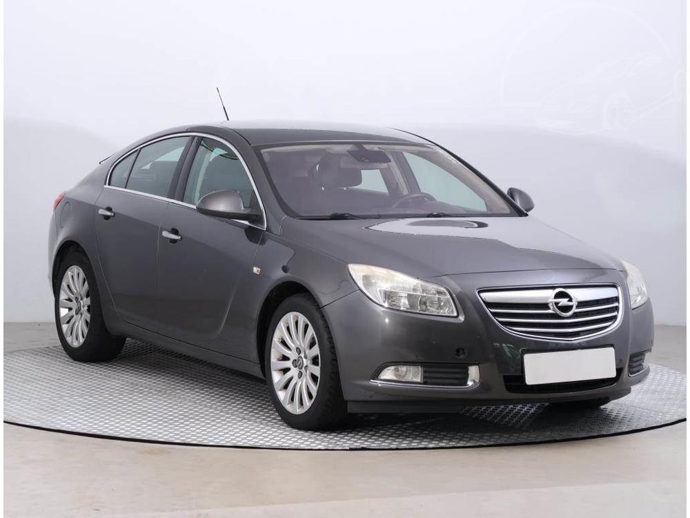 Prodm Opel Insignia 2.0 CDTI, Serv.kniha