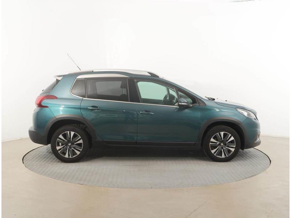 Peugeot 2008 1.2 PureTech, Serv.kniha, Ke