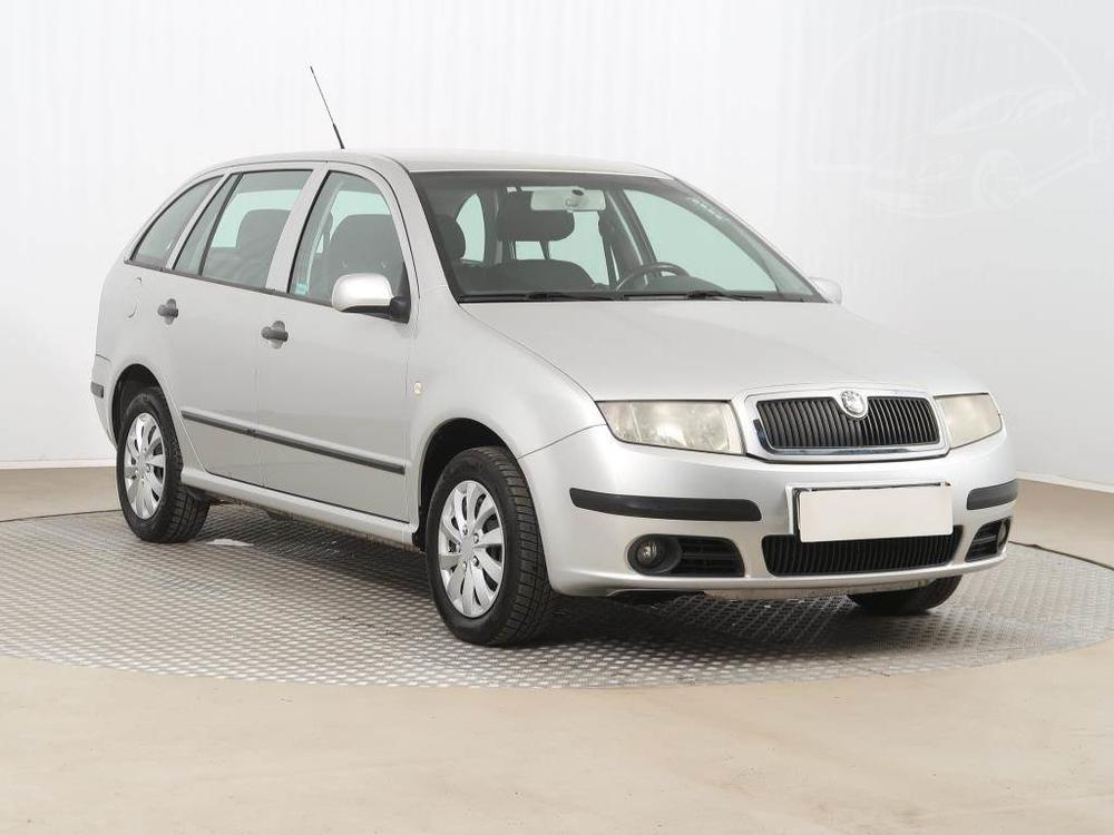 Škoda Fabia 1.2 12V, Serv.kniha, nová STK