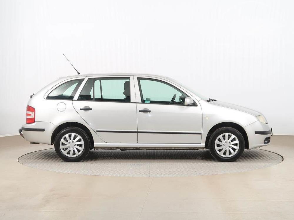 koda Fabia 1.2 12V, Serv.kniha, Tan