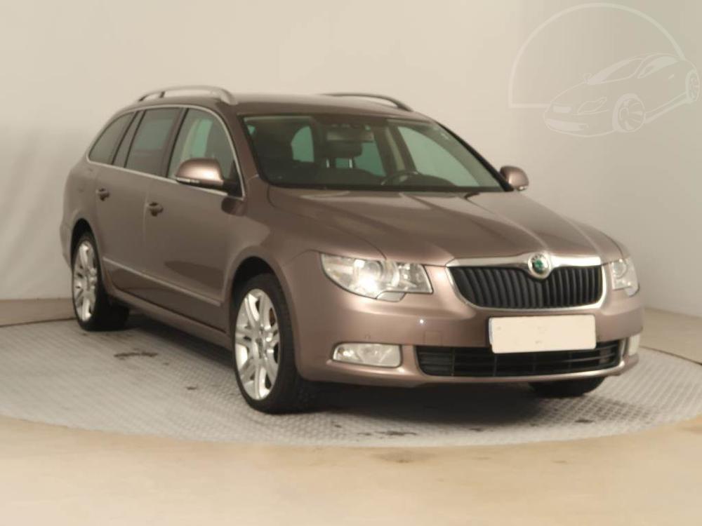 Prodm koda Superb 2.0 TDI, 4X4, Navi