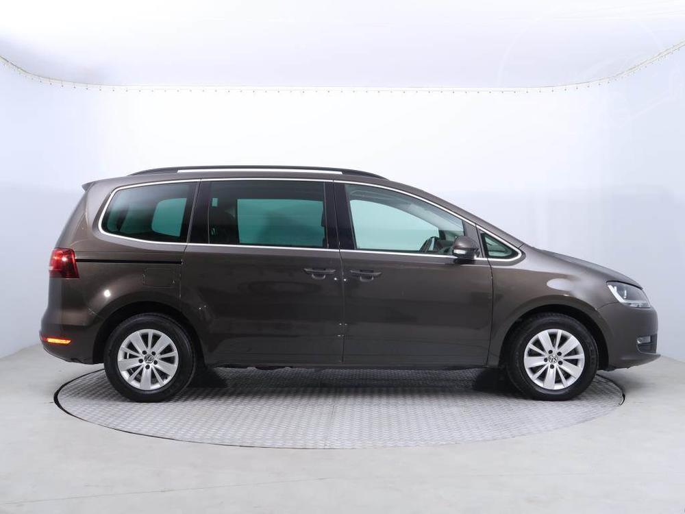 Volkswagen Sharan 2.0 TDI BMT, Serv.kniha, Navi