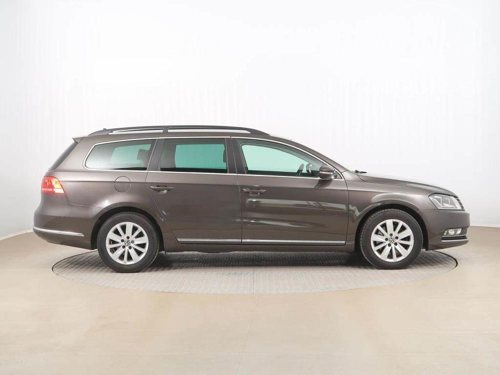 Volkswagen Passat 2.0 TDI, Serv.kniha