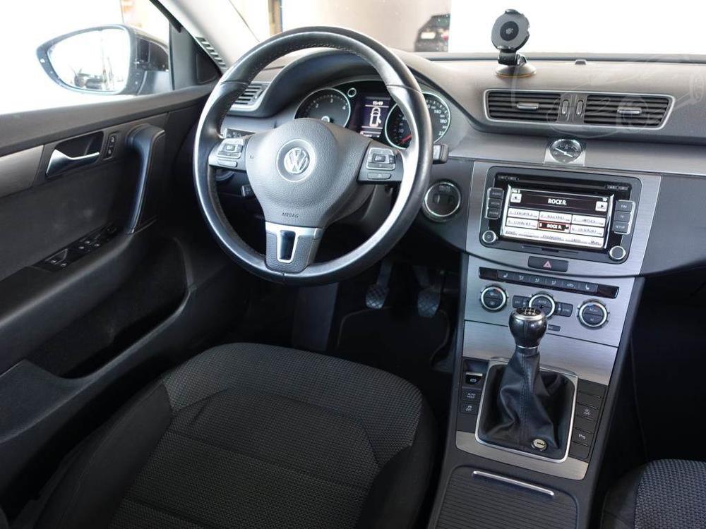 Volkswagen Passat 2.0 TDI, Serv.kniha