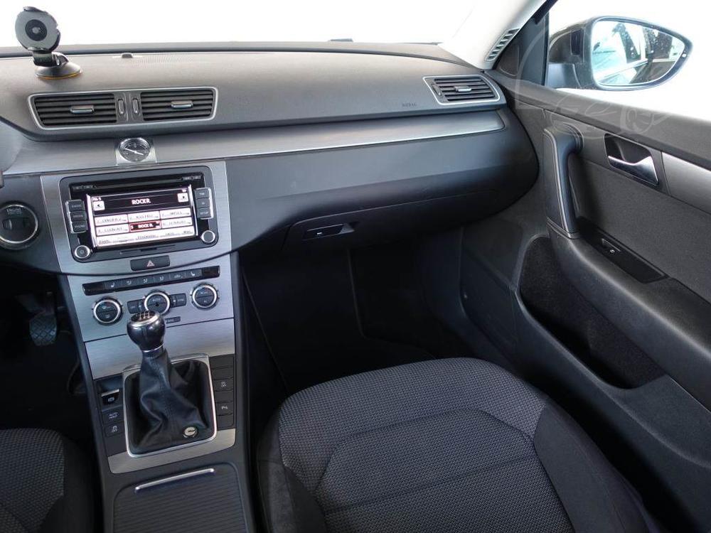 Volkswagen Passat 2.0 TDI, Serv.kniha