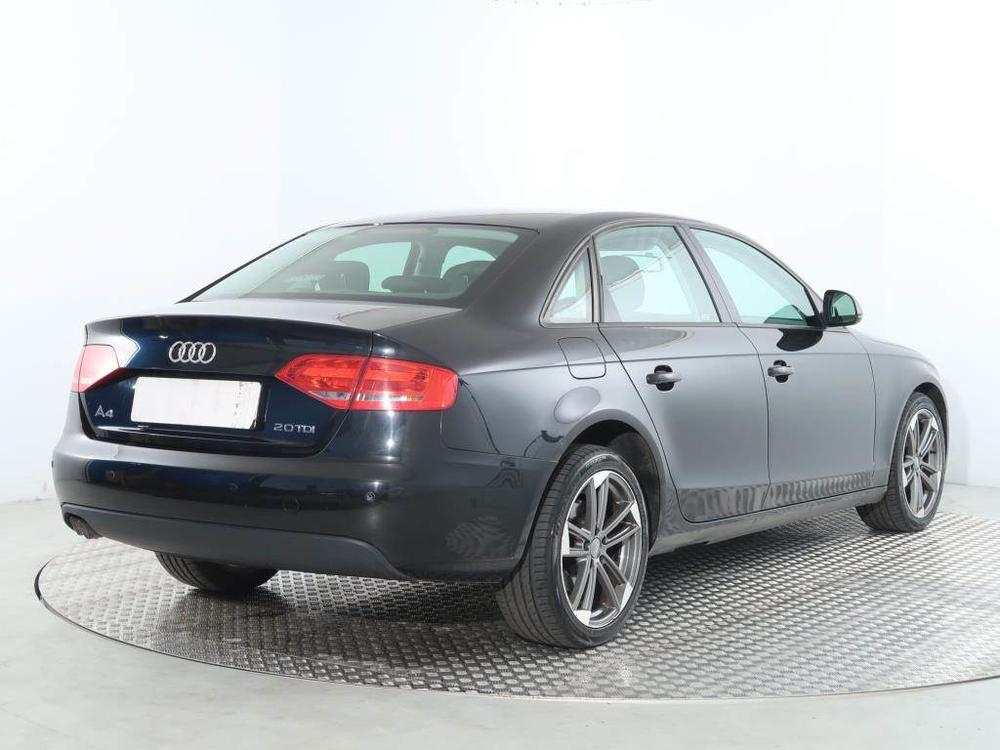 Audi A4 2.0 TDI, Serv.kniha