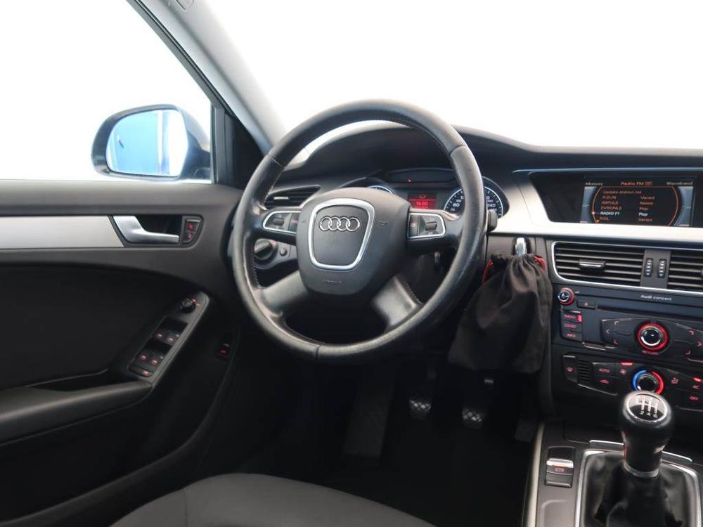 Audi A4 2.0 TDI, Serv.kniha