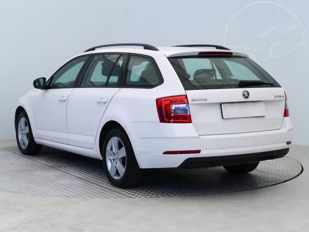 koda Octavia 1.0 TSI, R,2.maj, Serv.kniha