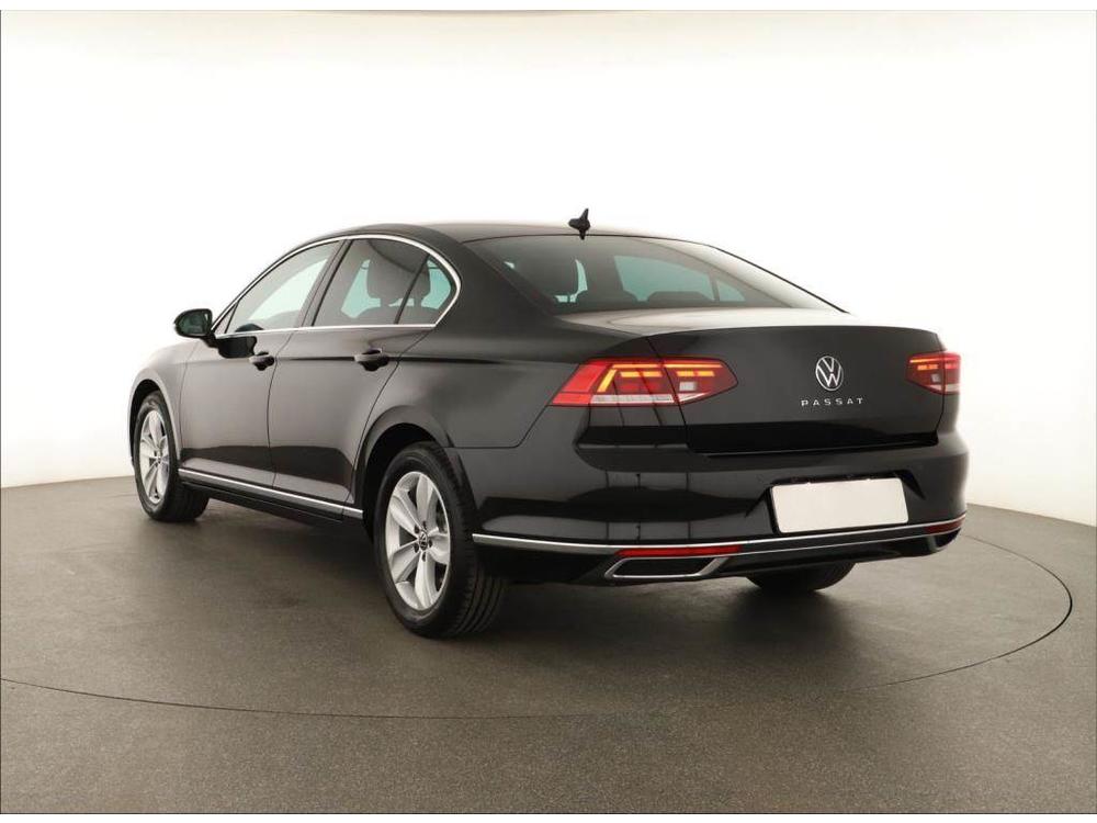 Volkswagen Passat 2.0 TDI, Elegance, Automat, R