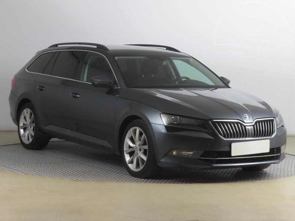 Škoda Superb 2.0 TDI, 4X4, Automat, ČR