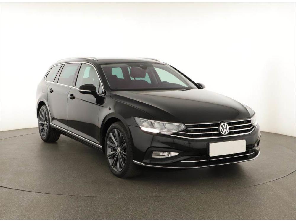 Volkswagen Passat 2.0 TDI, Automat, ČR,1.maj