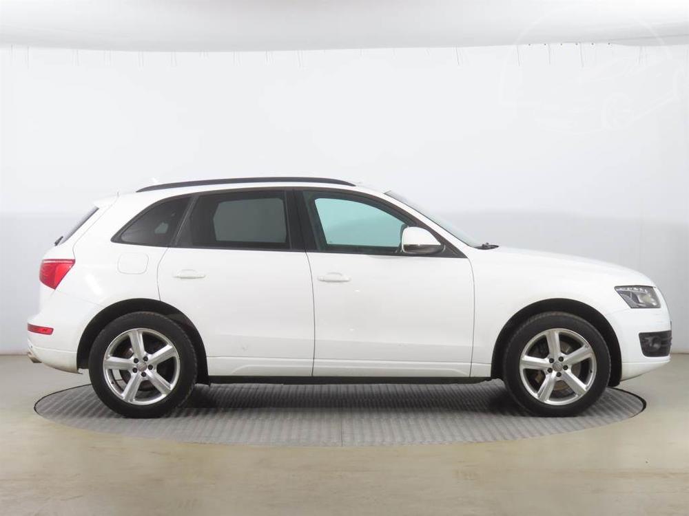 Audi Q5 3.0 TDI, S-line, NOV CENA