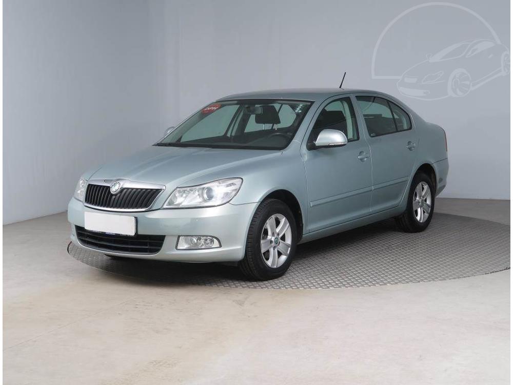 koda Octavia 1.2 TSI, R,2.maj, Serv.kniha