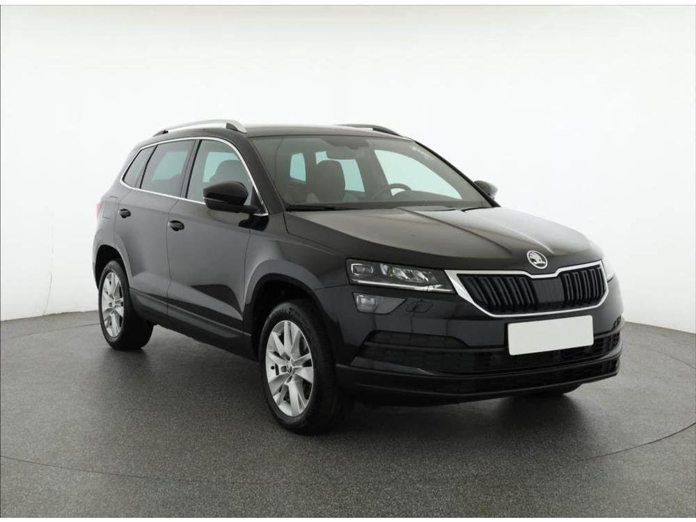 Škoda Karoq 1.5 TSI, Automat, ČR,1.maj