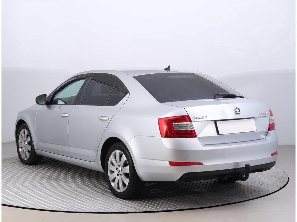 koda Octavia 1.6 TDI, Automatick klima