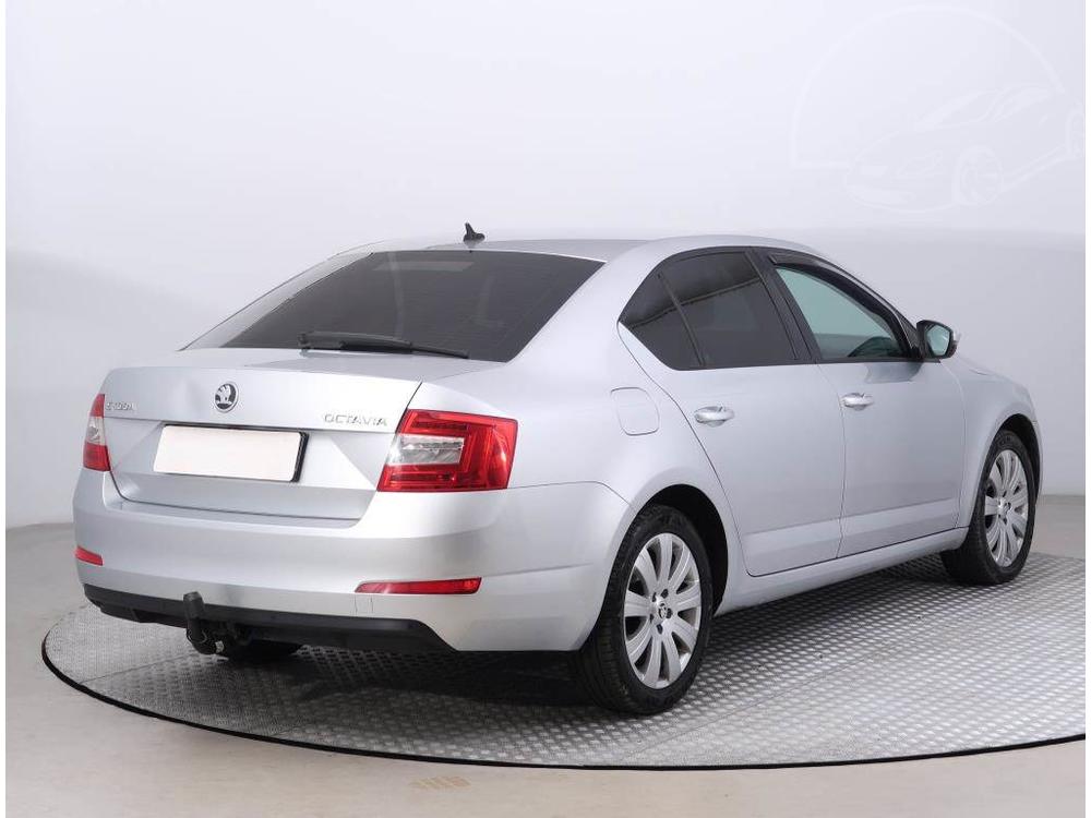 koda Octavia 1.6 TDI, Automatick klima