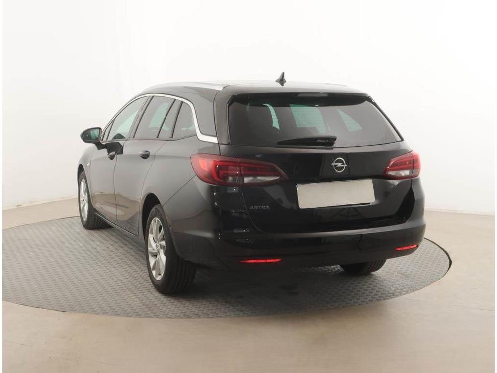 Opel Astra 1.6 CDTI, Innovation